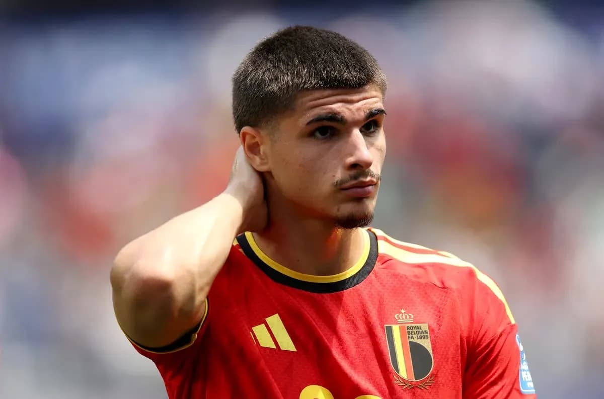 Jugador de Bélgica en la cancha durante el partido Jugador de Bélgica en la cancha durante el partido