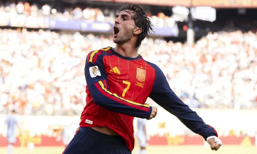 Jugador de España celebrando un gol en el partido Jugador de España celebrando un gol en el partido