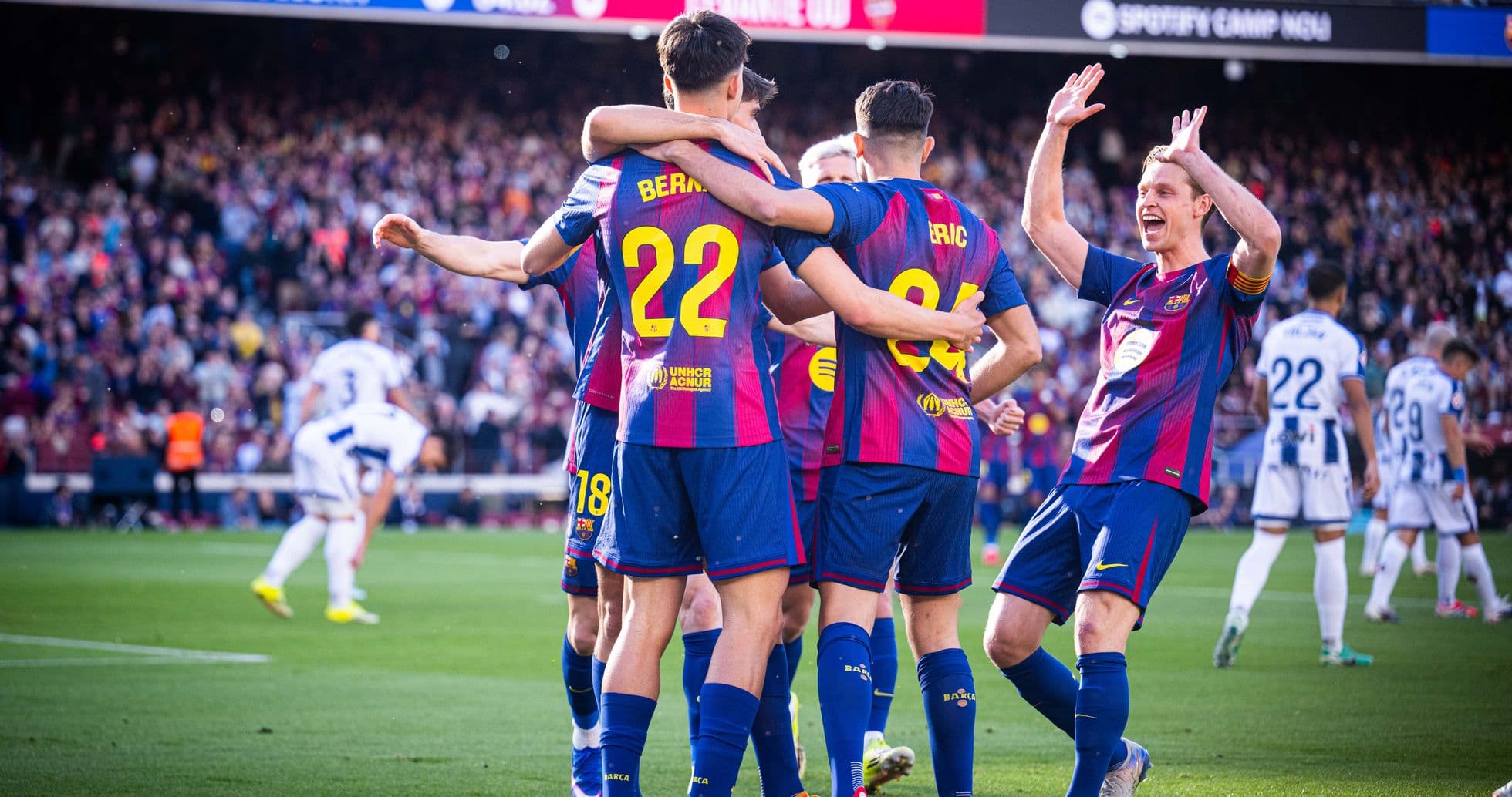 Jugadores de Barcelona celebrando un gol Jugadores de Barcelona celebrando un gol