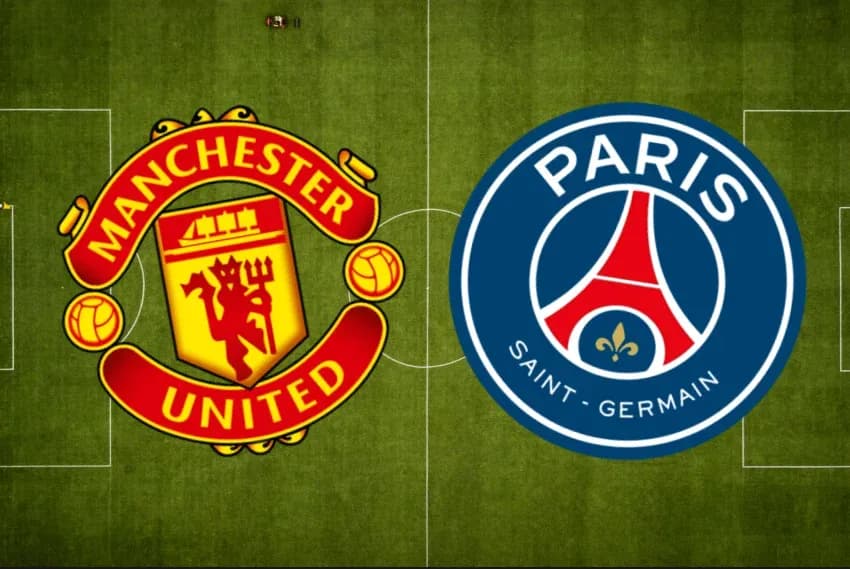 Logos de Manchester United y Paris Saint-Germain en el campo Logos de Manchester United y Paris Saint-Germain en el campo
