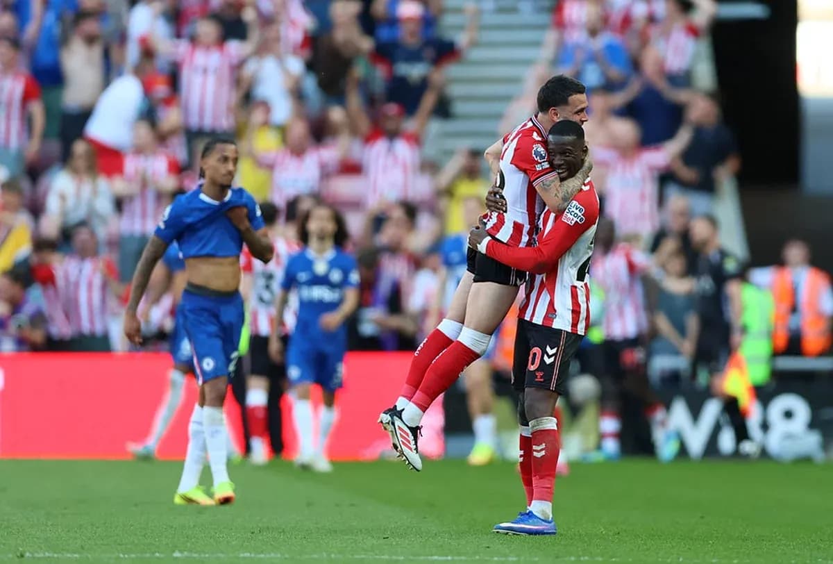 Jugadores de Sunderland celebrando un gol Jugadores de Sunderland celebrando un gol