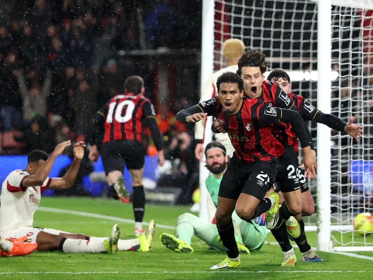 Celebración de gol de Bournemouth en el partido Celebración de gol de Bournemouth en el partido