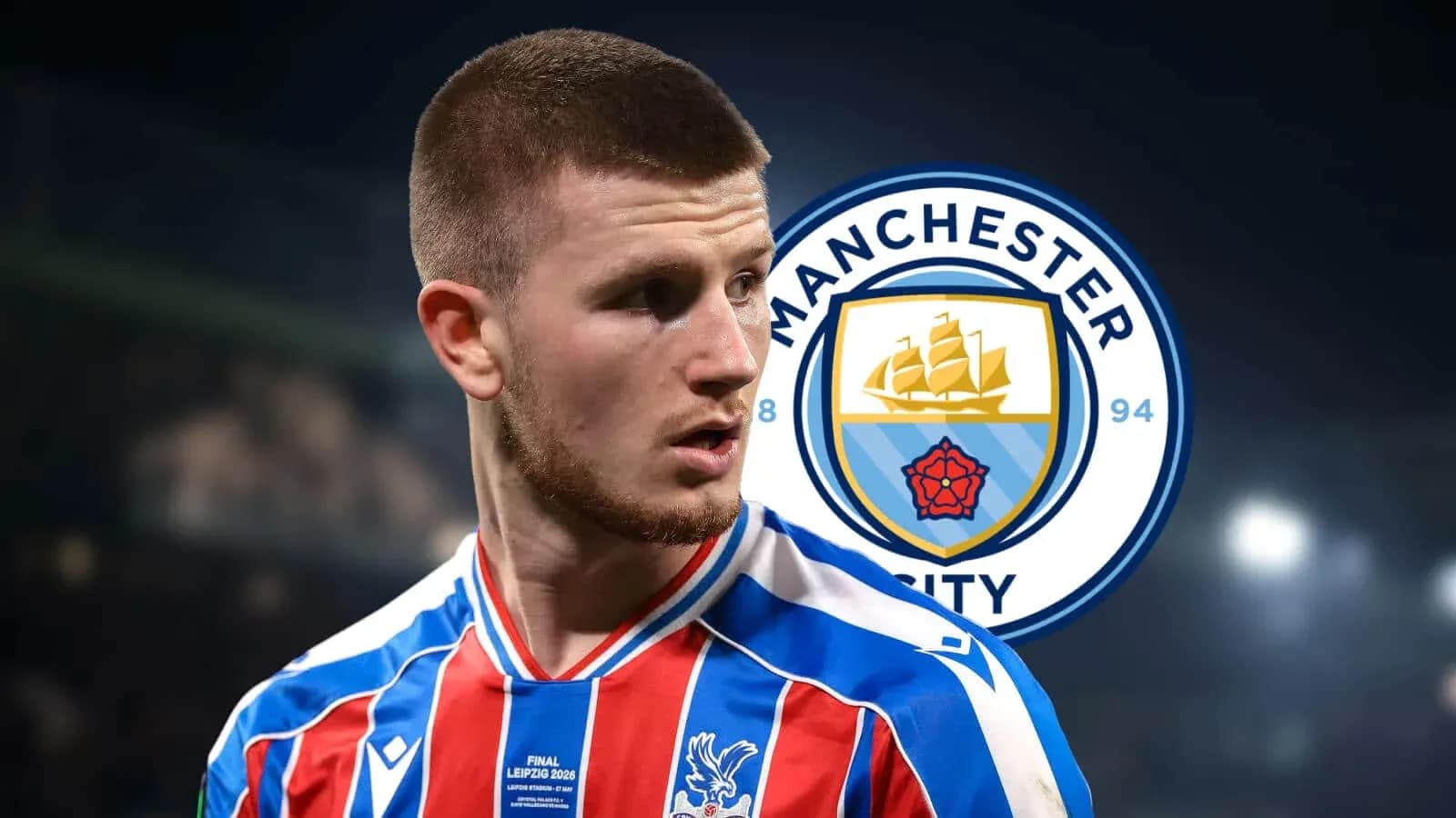 Jugador con camiseta de Crystal Palace y logo de Manchester City Jugador con camiseta de Crystal Palace y logo de Manchester City