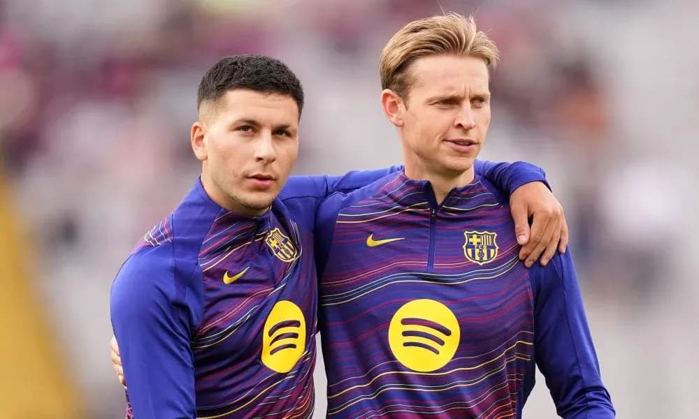 Jugadores de Barcelona en el calentamiento previo al partido Jugadores de Barcelona en el calentamiento previo al partido
