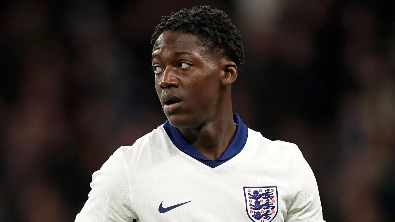 Jugador de Inglaterra en acción durante el partido Jugador de Inglaterra en acción durante el partido