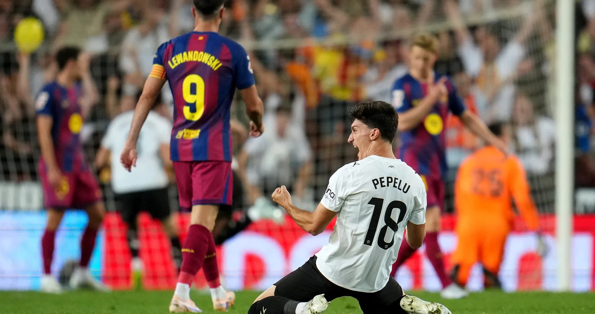 Pepelu celebra un gol durante el partido Pepelu celebra un gol durante el partido
